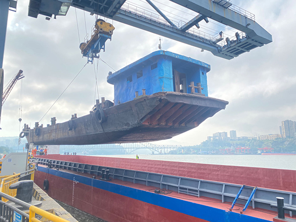 655da1e1c69d2.jpg 818AB00038A1E85979AA414A2A00044A.jpg